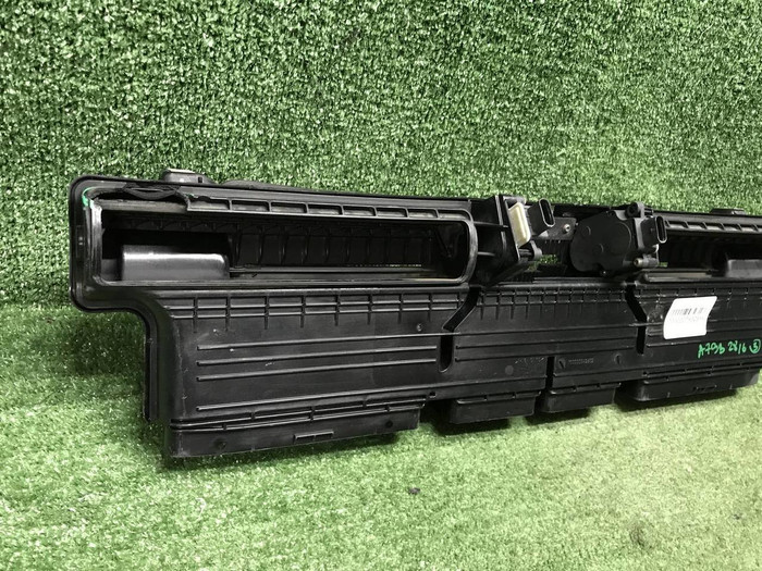 Воздуховод воздуш. фильтра Mercedes G W463 (18-24)