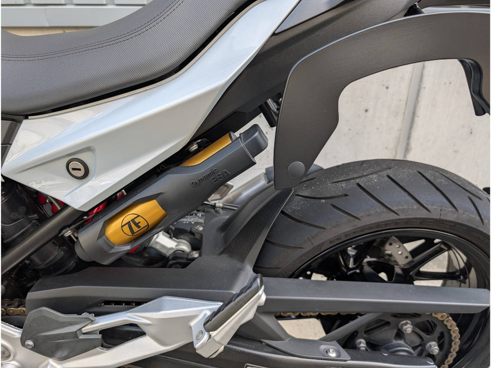 BMW F900R 051948