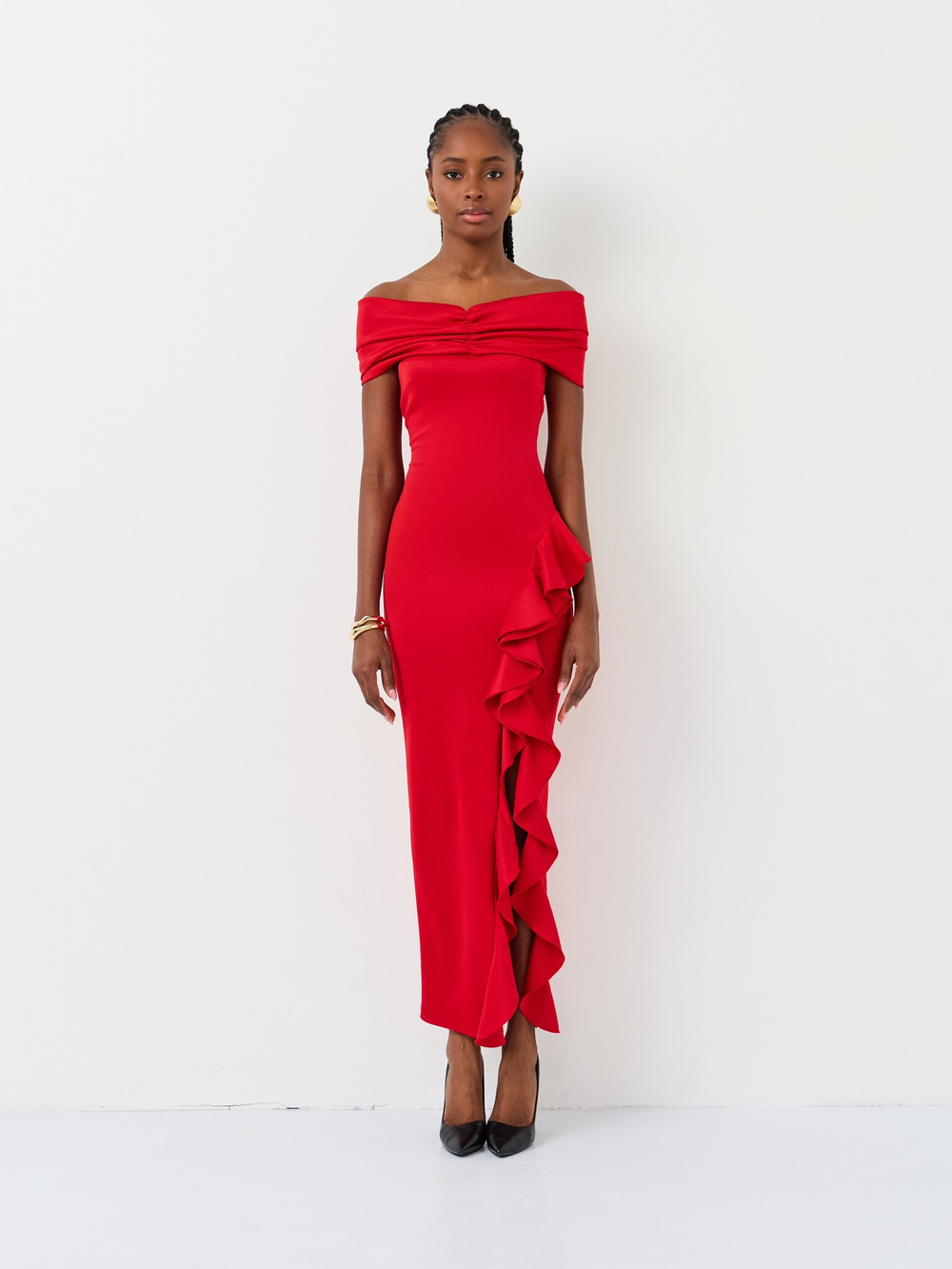 Платье с воланом на сборке красное L