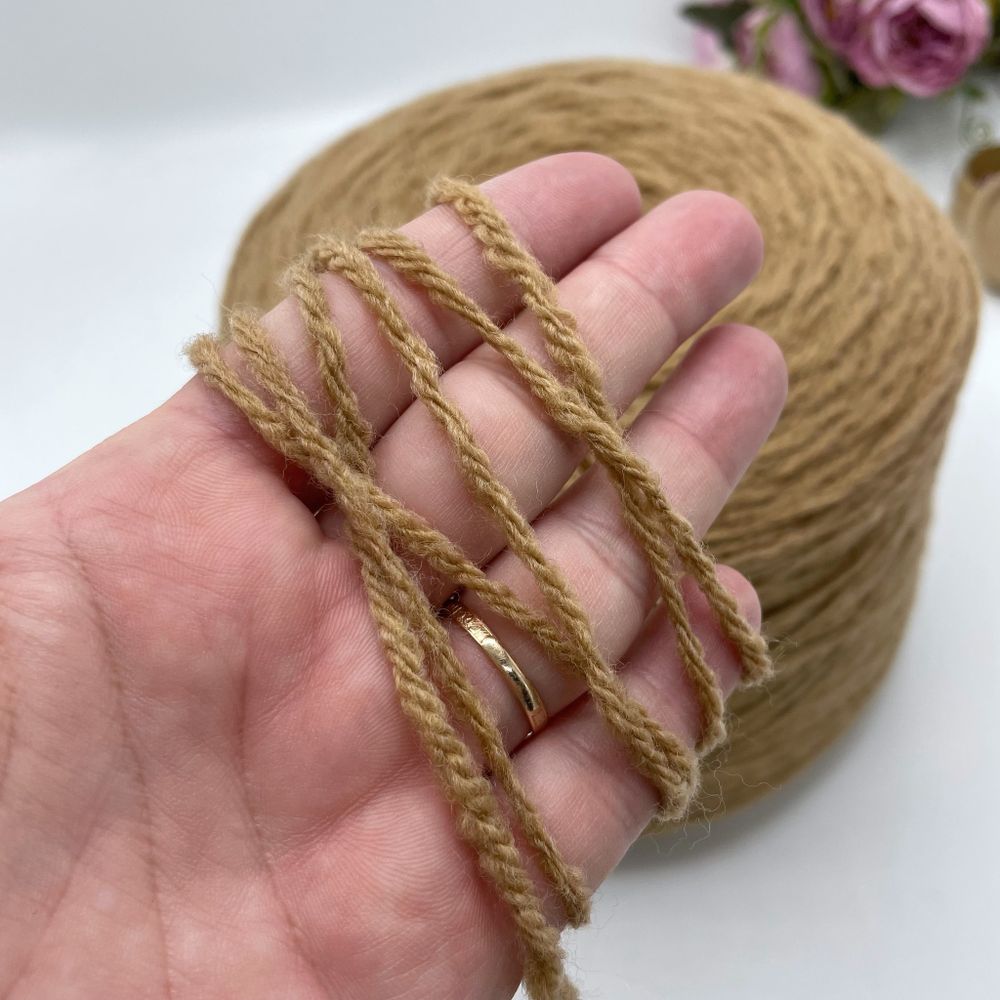 LAGOPOLANE 50% меринос экстрафайн 47% полиамид 3% другие волокна