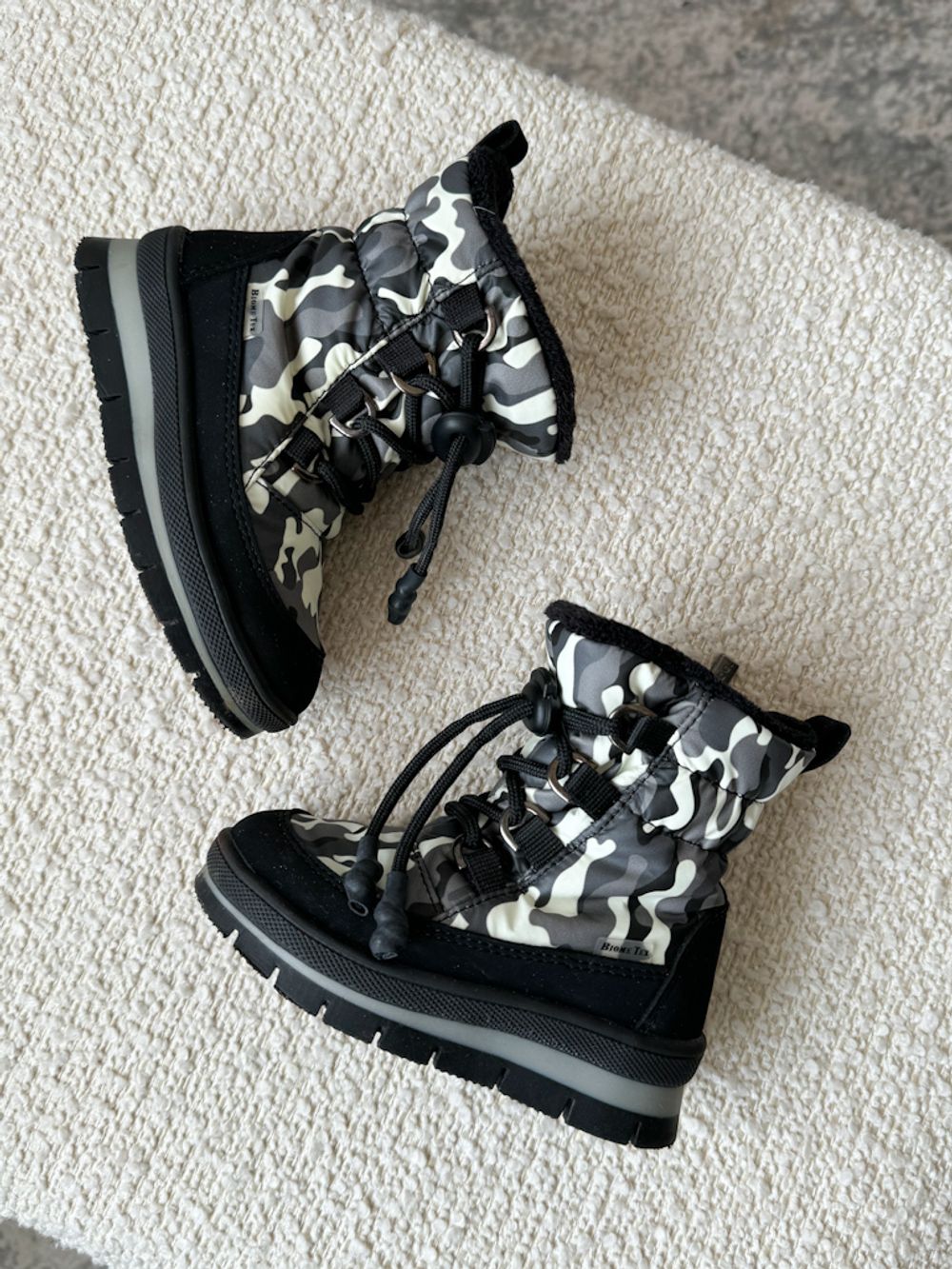 Новые ботинки Jog Dog, 22,5