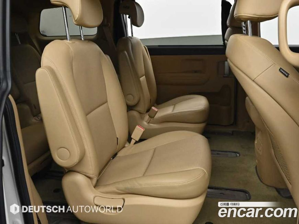 Kia The New Carnival (Sedona) 9-и местный Luxury (05.2020)