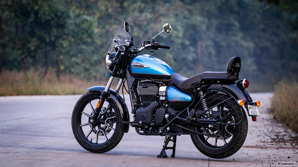 Royal Enfield Meteor 350 Supernova Blue