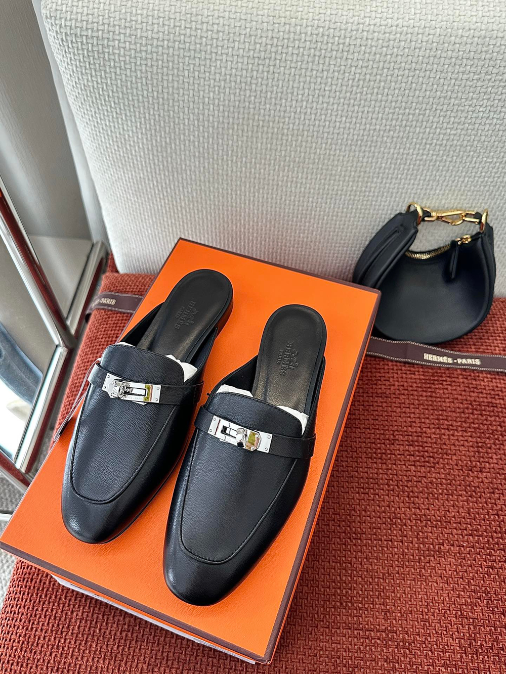 Сабо из натуральной кожи