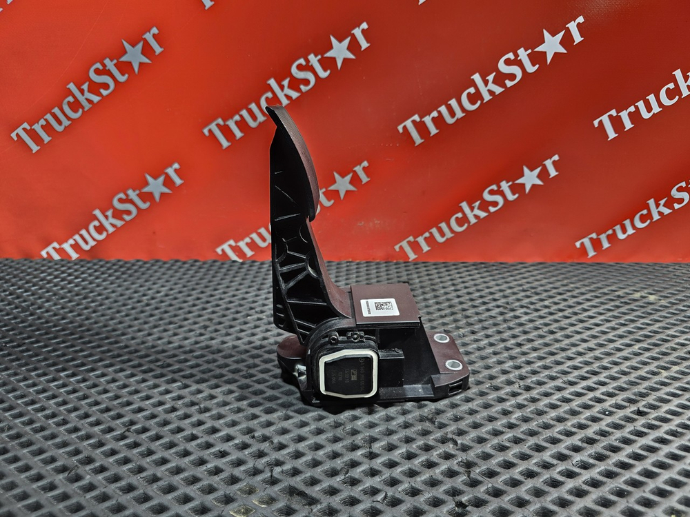 Педаль газа