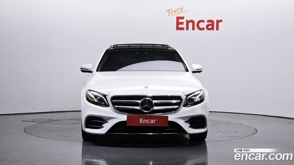 Mercedes-Benz E-Class W213 E300 4MATIC AMG Line (02.2020)