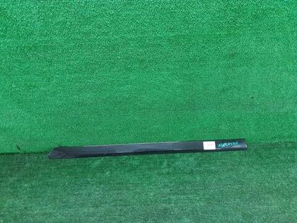 Накладка двери передняя правая Volvo XC90 1 (2006-2014)