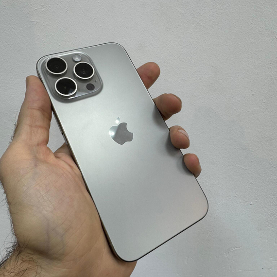 Apple iPhone 15 Pro Max 256GB 100% АКБ без ремонта и вскрытия(полный комплект)