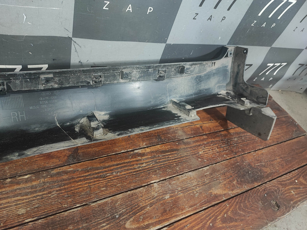 Накладка порога правого Kia Sportage 4 (QL) 16-22 Б/У Оригинал 87754F1110