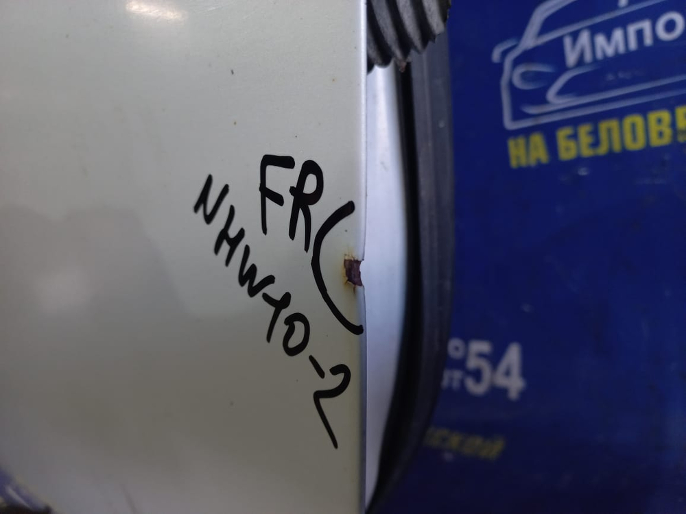 Дверь передняя правая TOYOTA PRIUS 1998