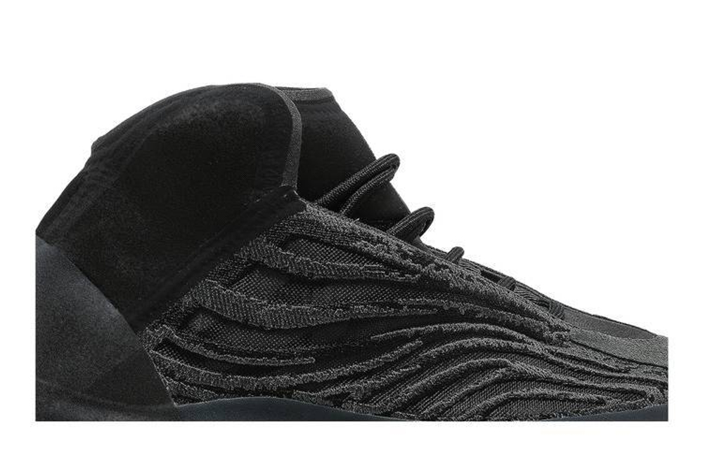 Кроссовки Adidas Originals Yeezy Qntm "Onyx"