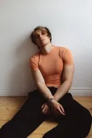 Розовая футболка 