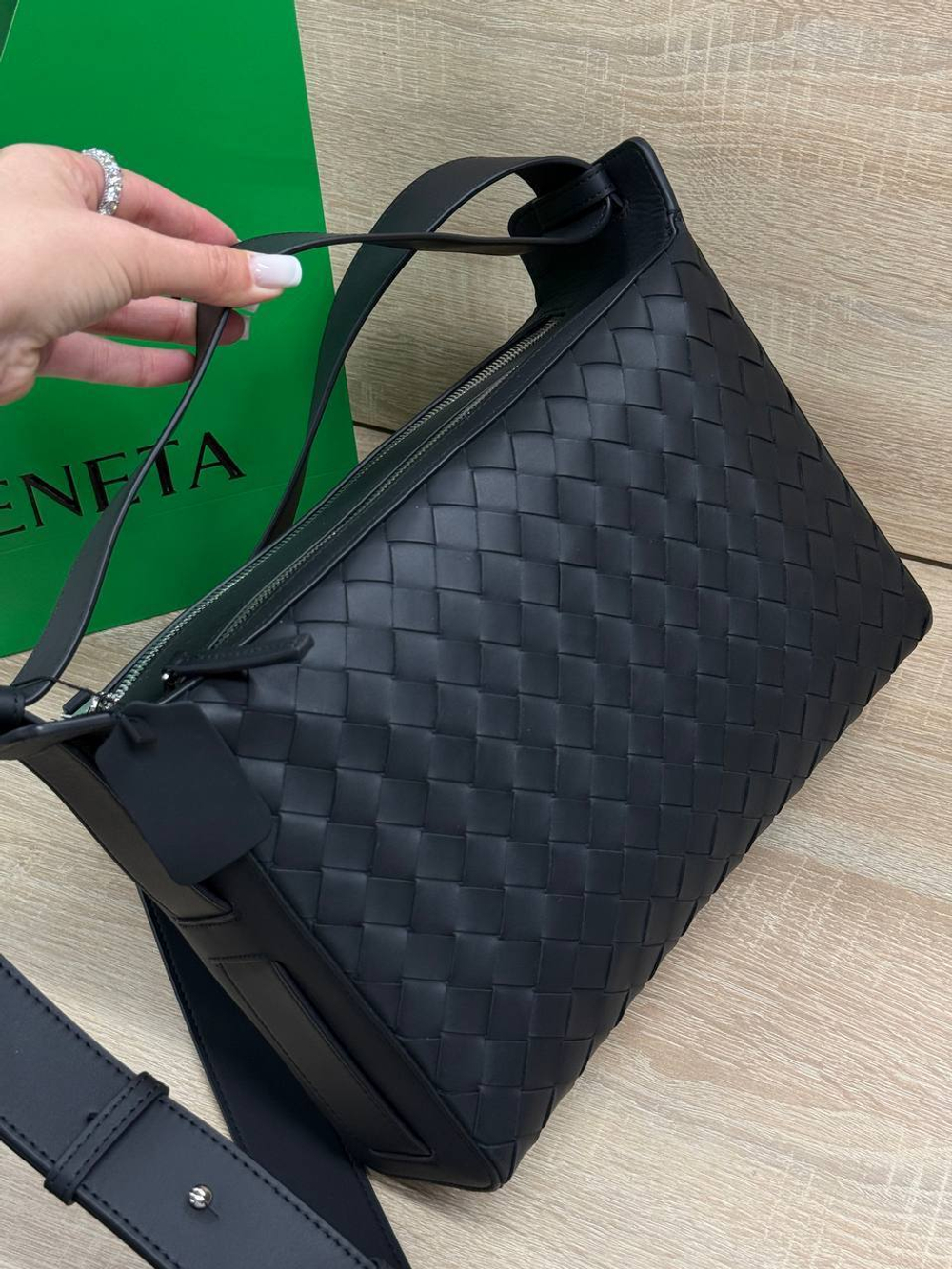 Сумка-мессенджер Bottega Veneta