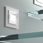 Рамка из стекла на 1 пост Favorit белый W0011101