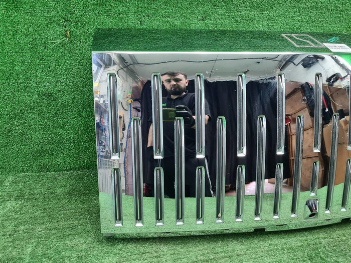 Решетка радиатора Zeekr 009 (2022-н.в.)