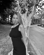 black asymmetric top