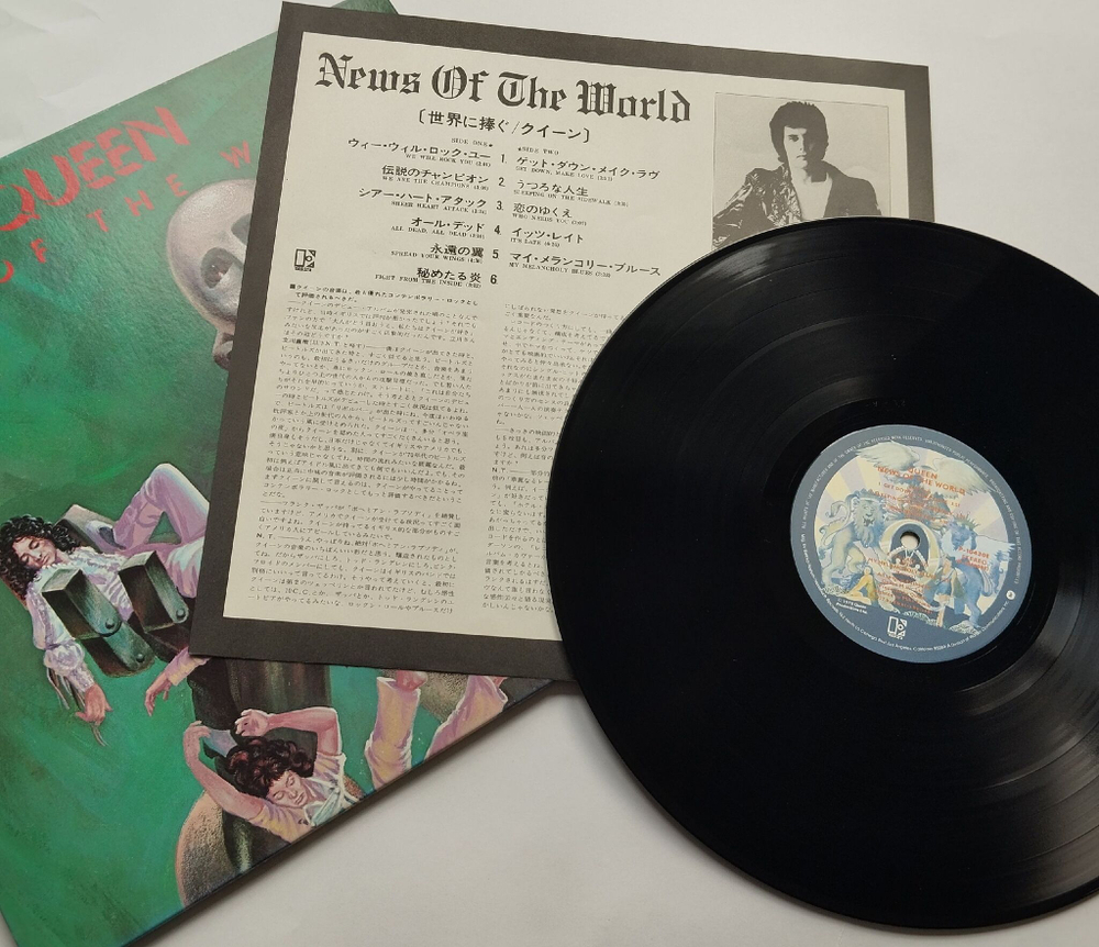 Винтажная виниловая пластинка LP Queen News Of The World (Japan 1977) (No Obi) We Will Rock You