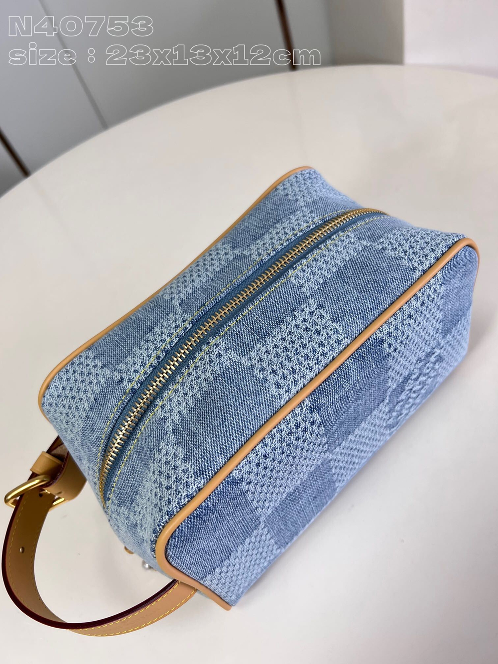 Louis Vuitton Locker Dopp Kit