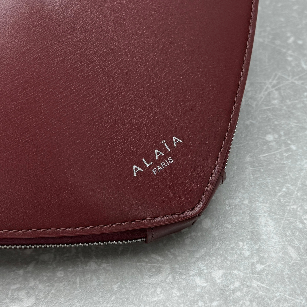 Alaia Le Coeur Bag