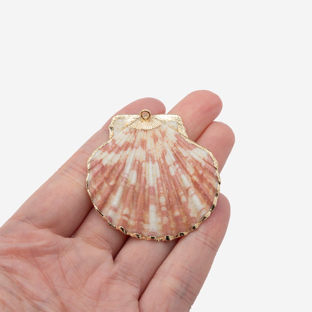 Подвеска из натуральной ракушки, украшенная позолотой, 43,5-49,5*42,5-52,5мм