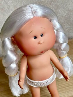 Кукла Nines виниловая 30см MIA без одежды (3000W45A)