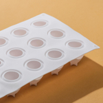 Форма для выпечки и муссовых десертов "Клубника" 15 ячеек 29х17х4 см, цвет белый