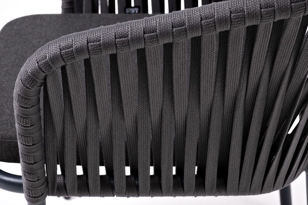 "Бордо" стул плетеный из роупа, каркас алюминий темно-серый (RAL7024) муар, роуп серый 15мм, ткань темно-серая 027