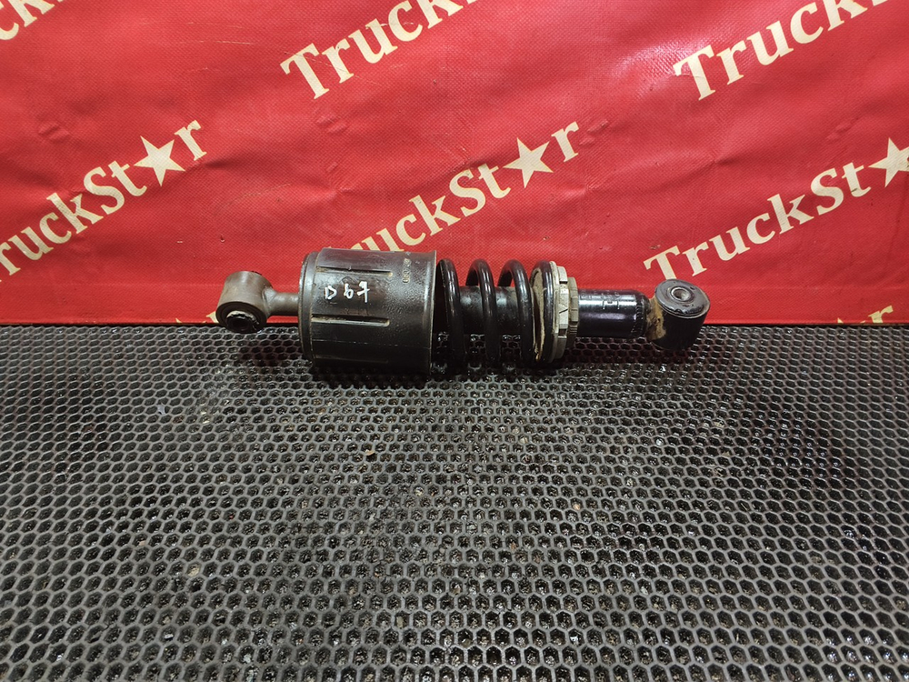 Амортизатор кабины передний 2020г