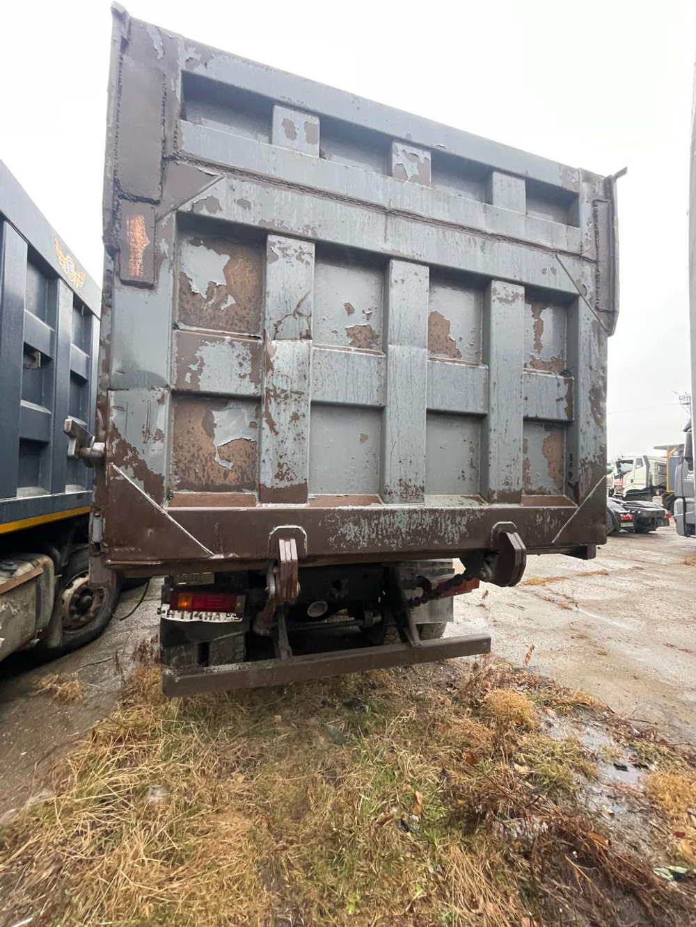 Shacman (Shaanxi) SX* 8x4 Самосвал SX33186T366 (Дизельный, 11,6 л, 369 л.с., МТ)