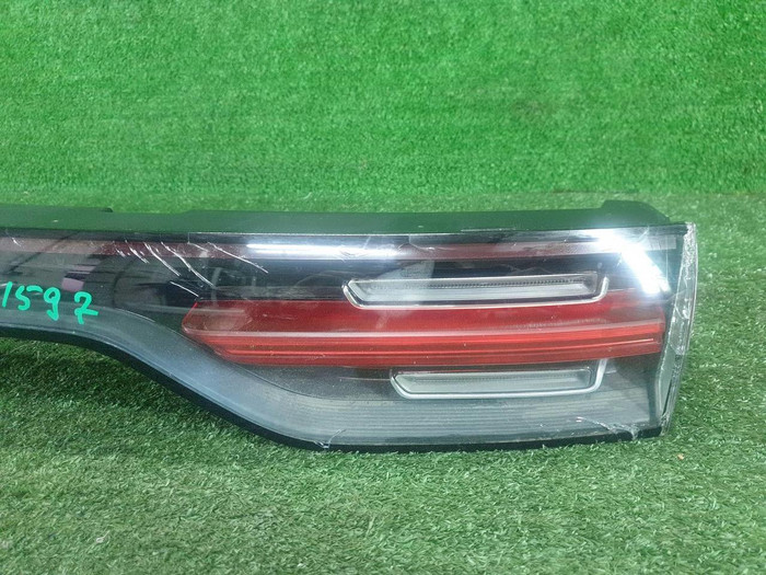 Фонарь крышки багажника Porsche Cayenne 3 (17-23)