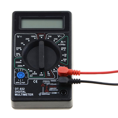 Мультиметр DT 832, черный