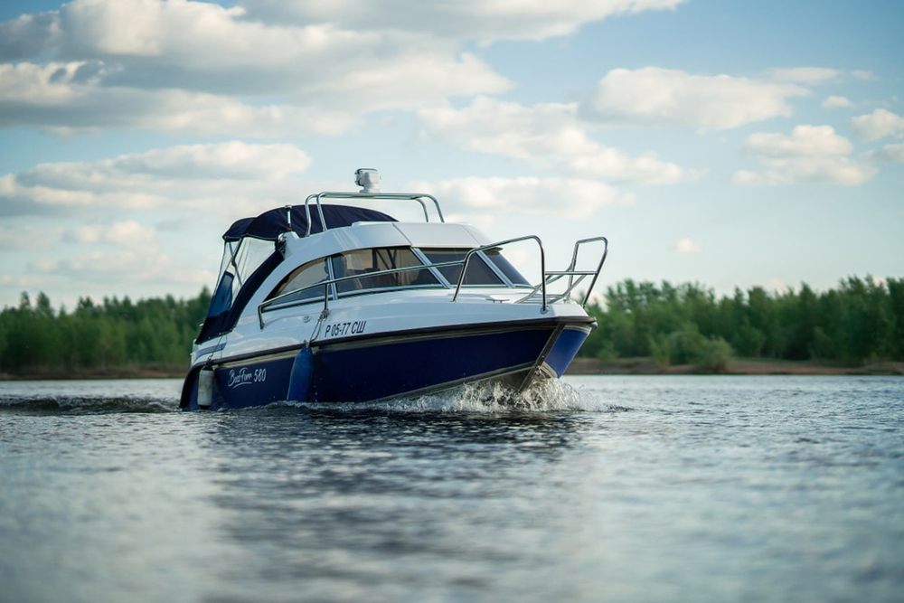Катер-лодка алюминиевая BOSSFORR 580 HT