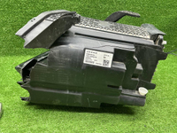 Битая Фара правая Zeekr 009 (2022-н.в.) LED