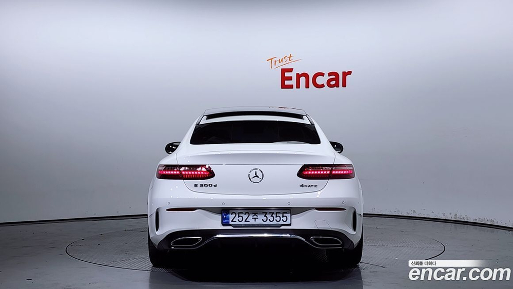 Mercedes-Benz E-Class W213 E300d 4MATIC Coupe (04.2022)