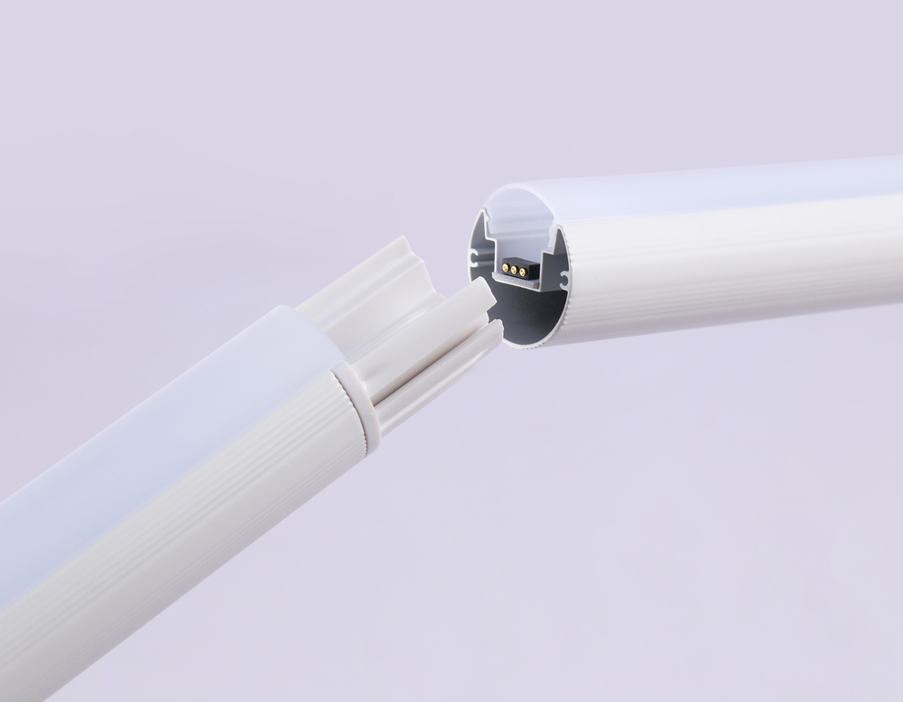 Светильник светодиодный напольный RGB с пультом FL8020 WH белый LED 15W RGB D32*1250 (ПДУ РАДИО 2.4G)