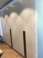 Встроенный шкаф-распашной