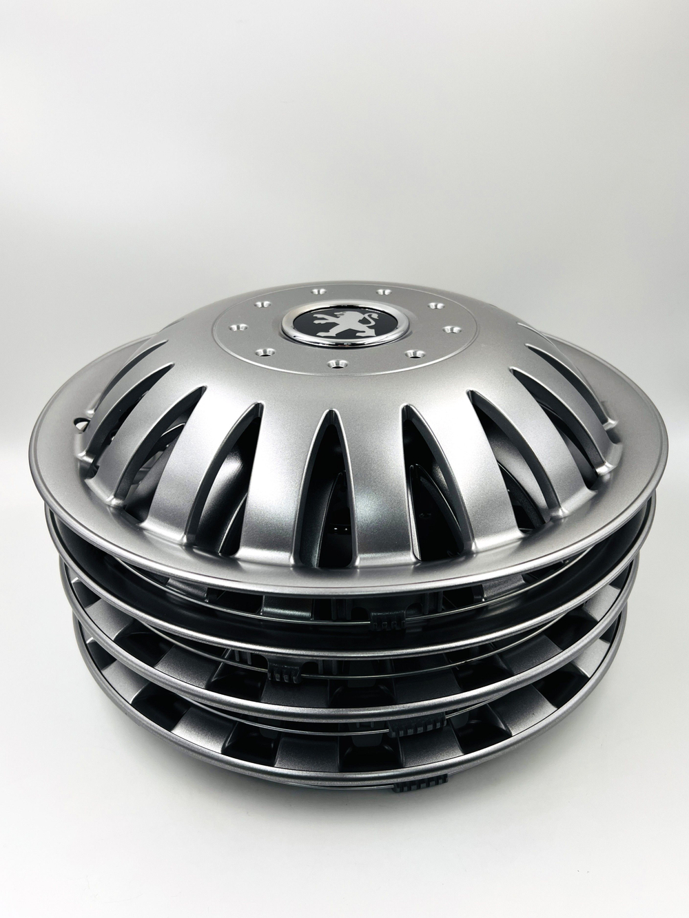 Колпаки на колеса гибкие с эмблемой R15 4шт