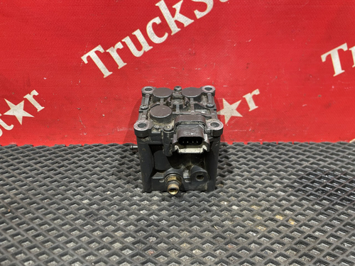 Блок клапанов EGR 2021г.