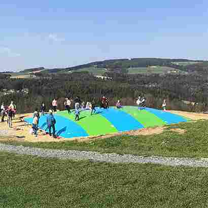 Надувная подушка «Воздушный остров» для установки в грунт, 15×10×2 м