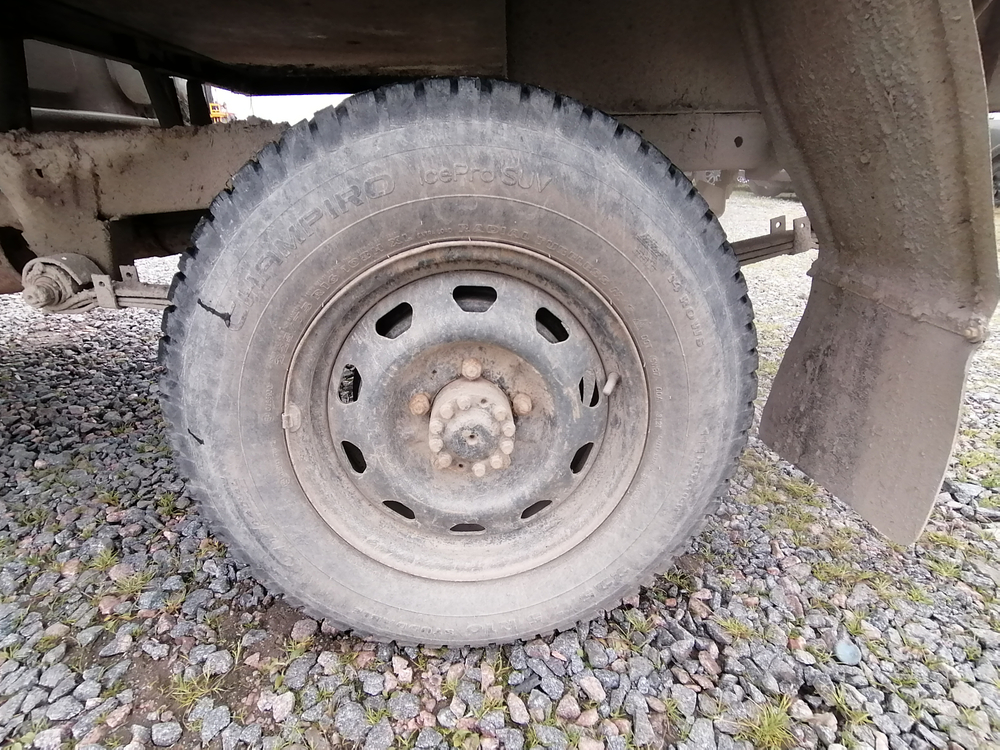 UAZ 3909* Грузопассажирский 390945 (Тент, 4+1 мест, без ABS, Бензиновый, 2,7 л, 112 л.с.)