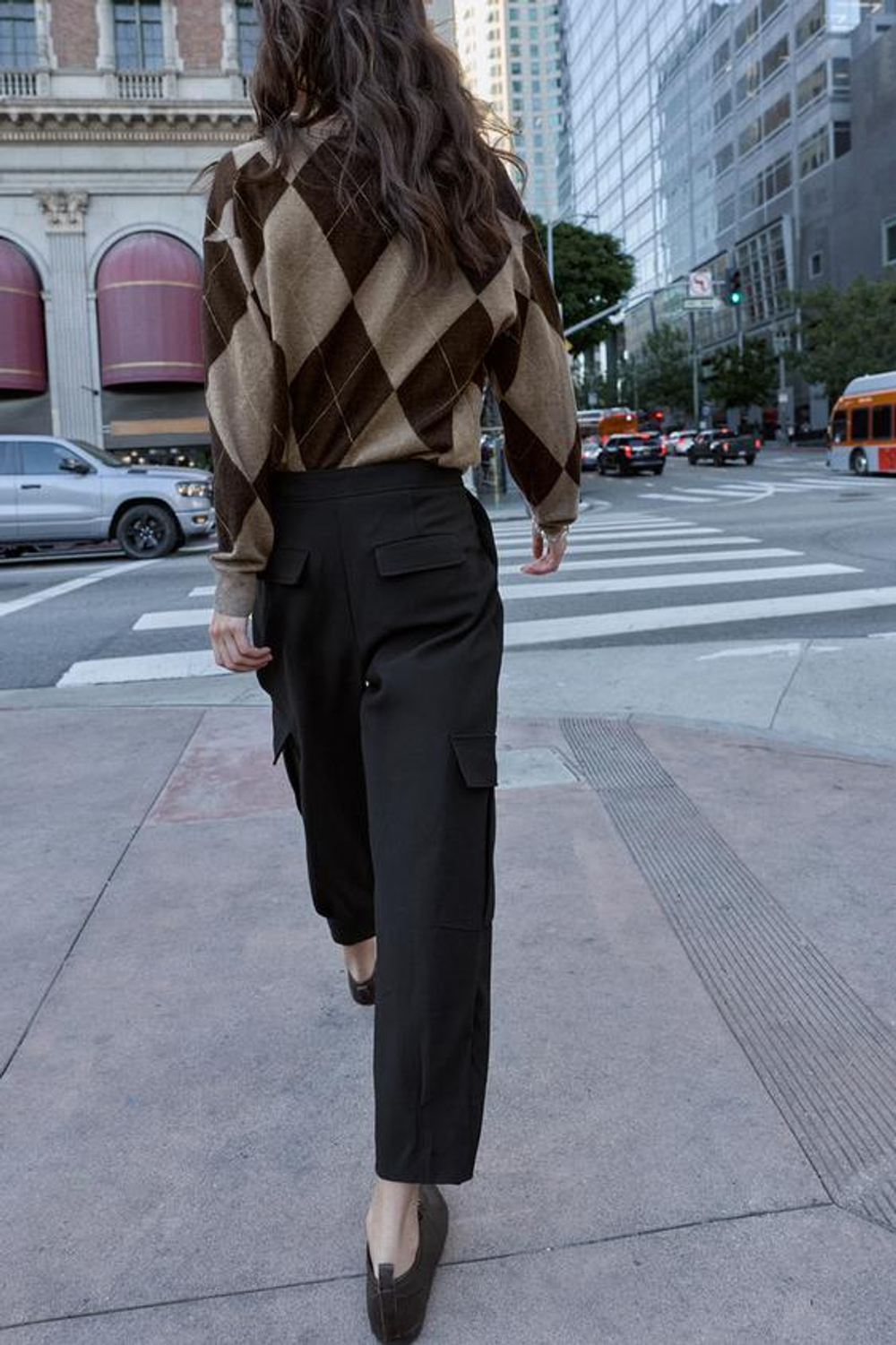 ZARA БРЮКИ CARROT FIT КАРГО, ЧЕРНЫЙ