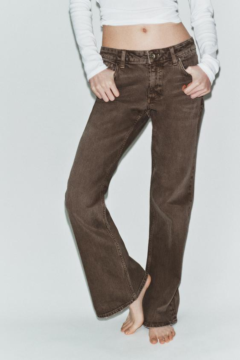 ZARA ДЖИНСЫ TRF BOOTCUT С НИЗКОЙ ПОСАДКОЙ, КОРИЧНЕВЫЙ