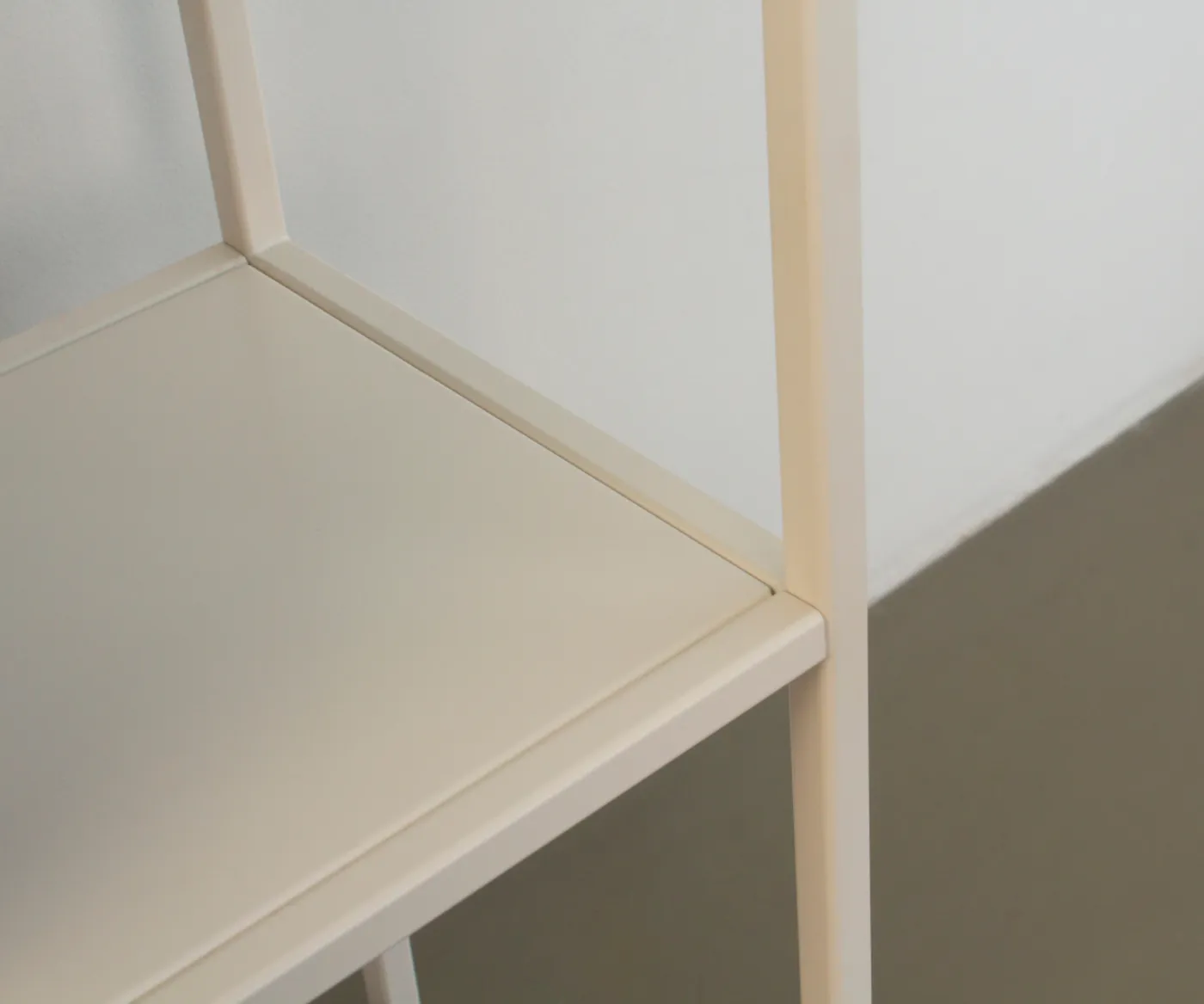 Стеллаж металлический 155х60х25, молочный