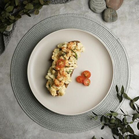 Тарелка с бортом d=26 cм,фарфор "NOBLE" серия "Fine Plus-Light Grey"