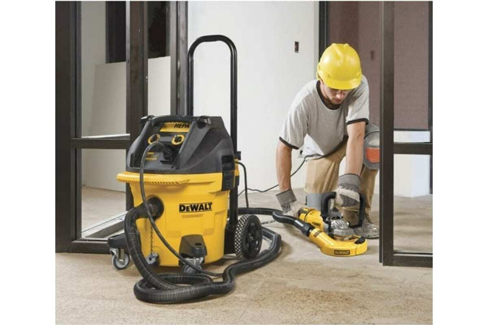 Болгарка (УШМ) DEWALT DWE 4579