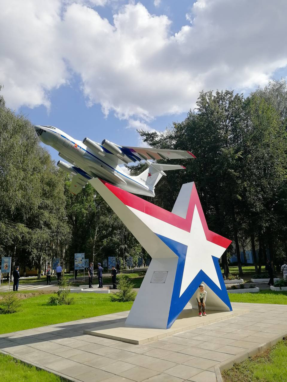 Модель самолета ИЛ-76 (ВКС России, Масштаб 1:10)