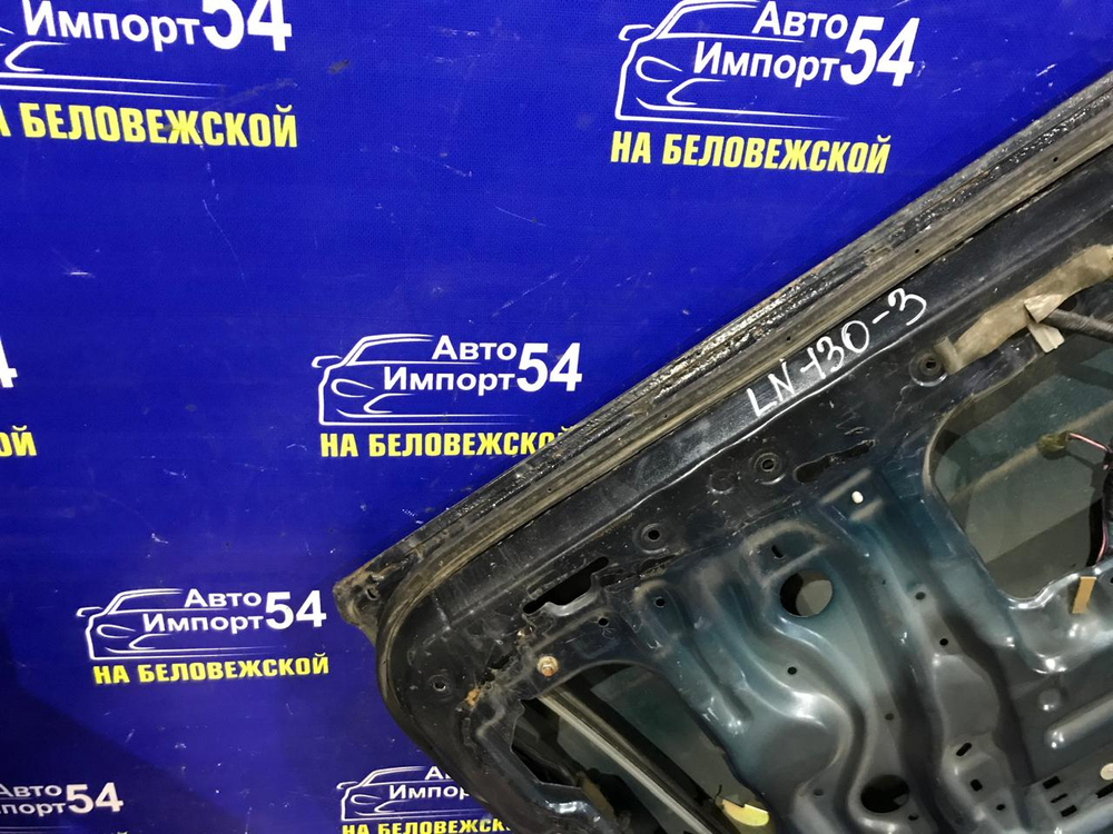 Дверь передняя левая TOYOTA HILUX SURF 1992