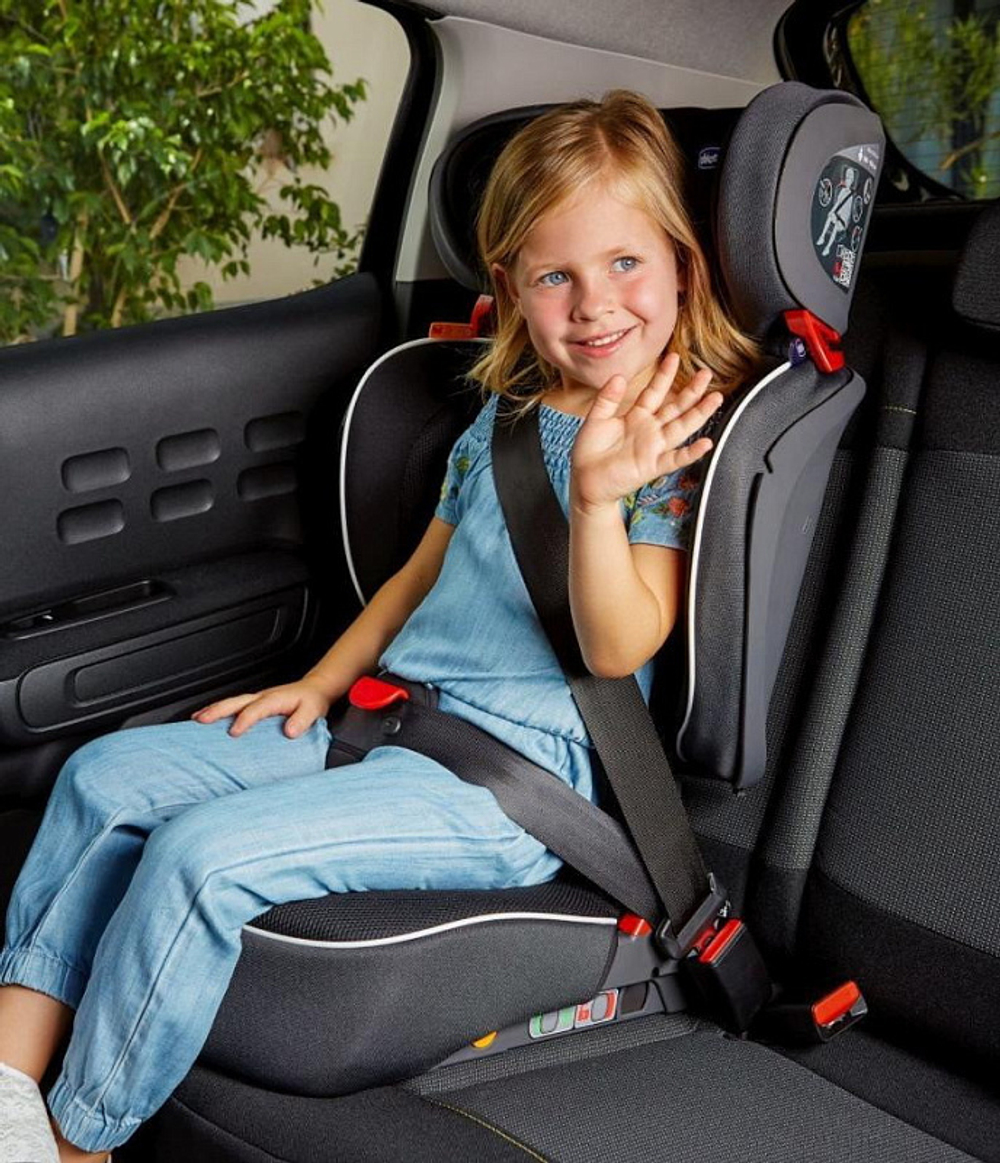 Автокресло Chicco Fold&Go I-Size 15-36 кг Black