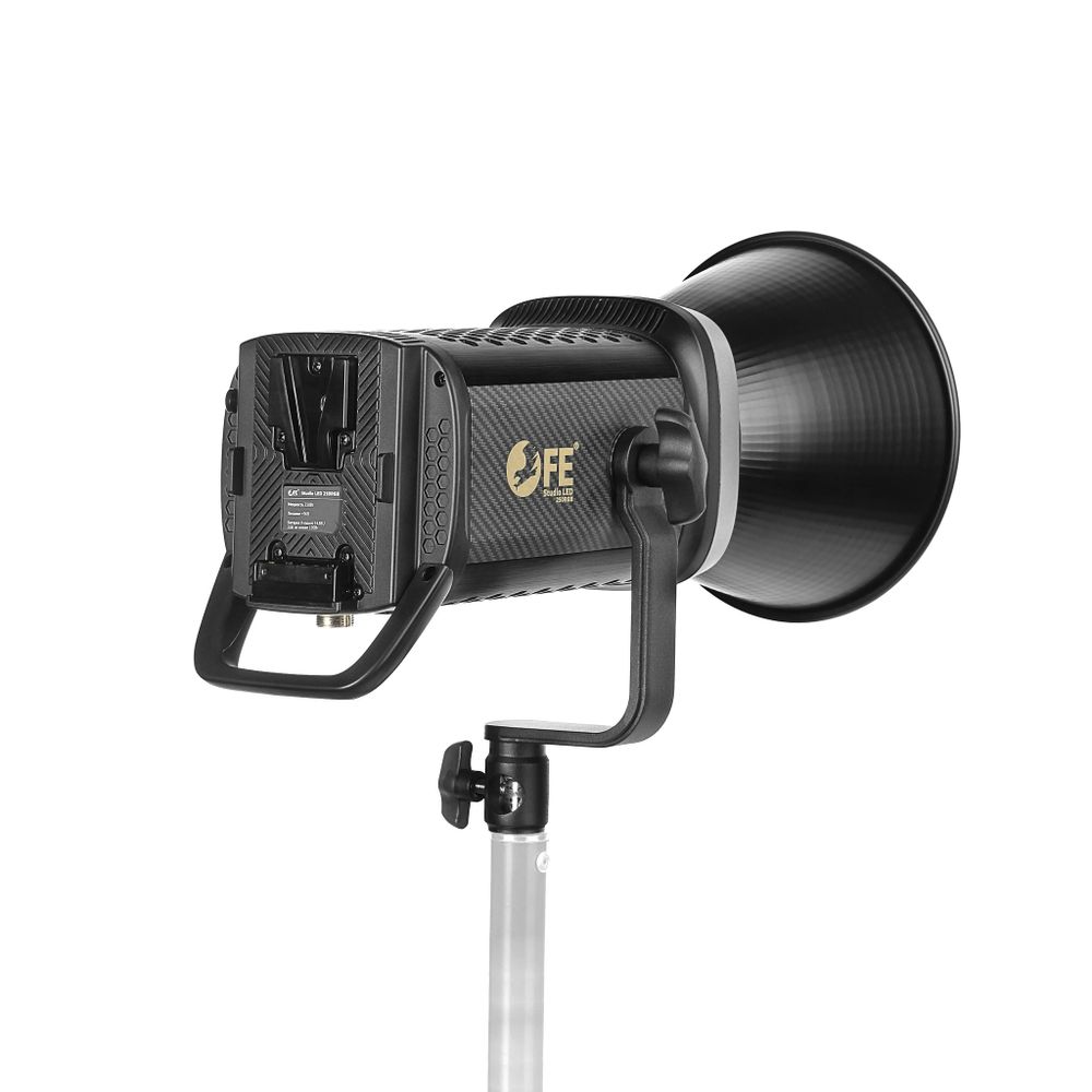 Светодиодный осветитель Falcon Eyes Studio LED 250RGB