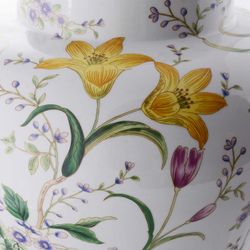 Настольная лампа с абажуром "Волшебный сад"